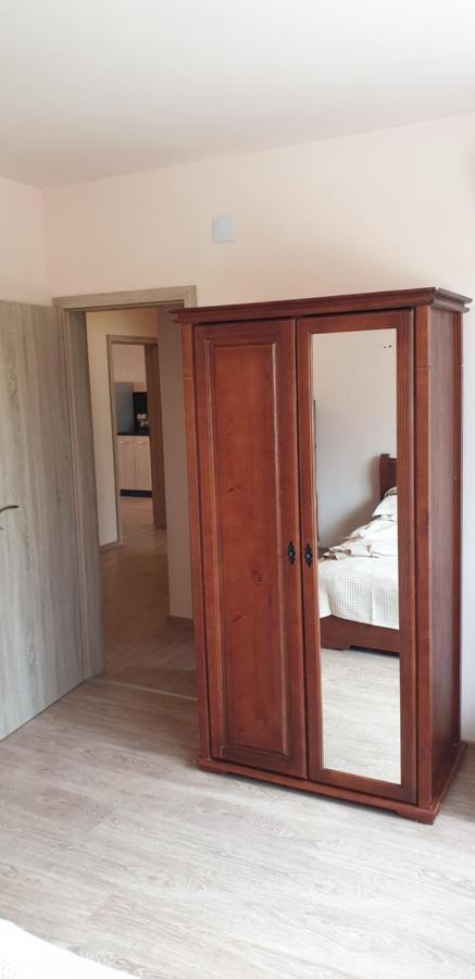 Family Holiday Apartments Breez 1 Varna Exteriör bild
