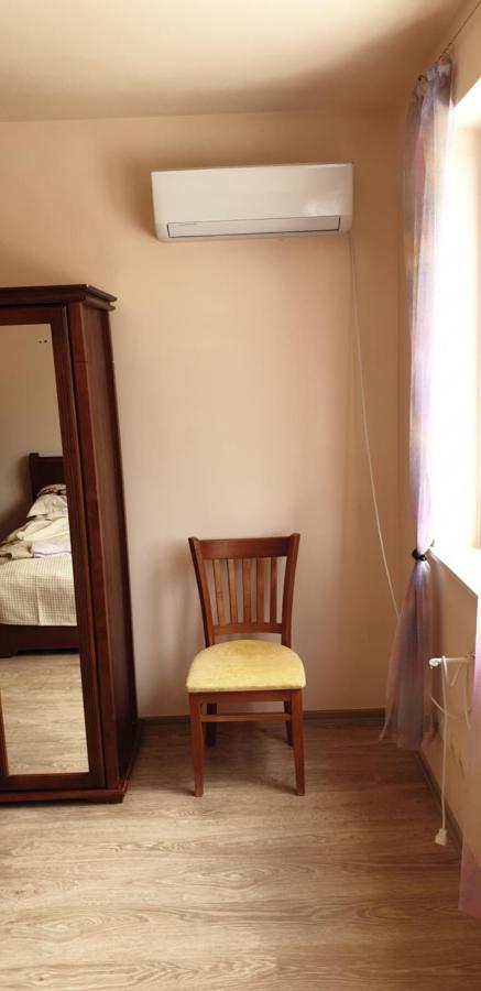 Family Holiday Apartments Breez 1 Varna Exteriör bild
